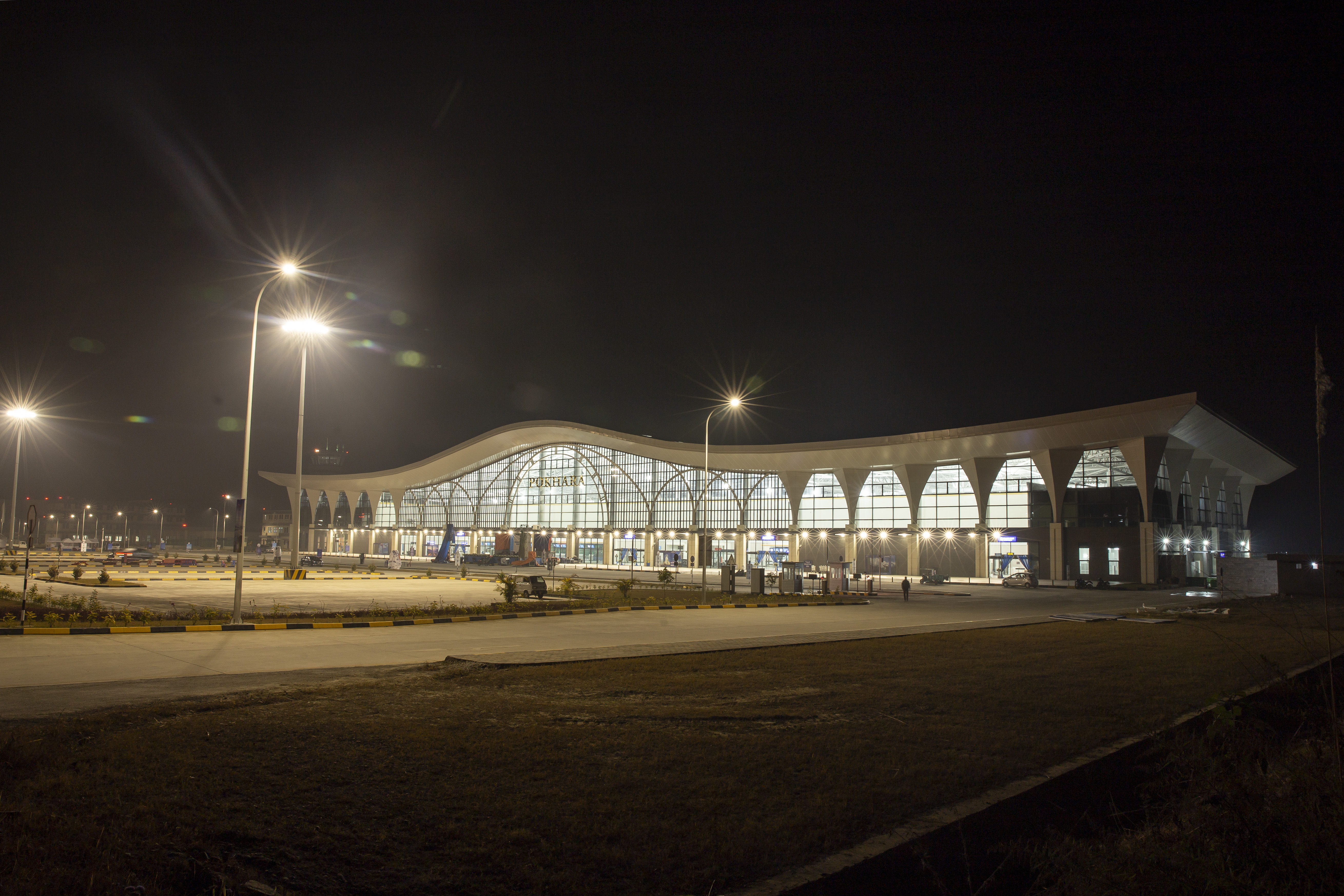 这是2022年12月31日拍摄的尼泊尔博克拉国际机场航站楼。.jpg